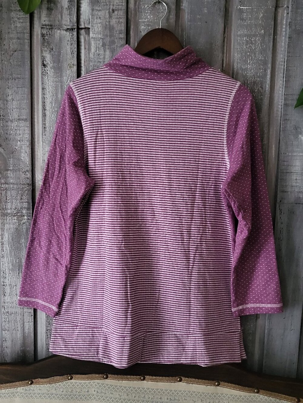Plum Polka Dot Pullover M - Picture 2 of 12